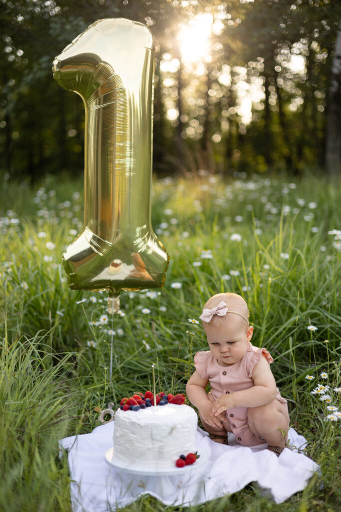 1st birthday cake smash at Schmeeckle Reserve